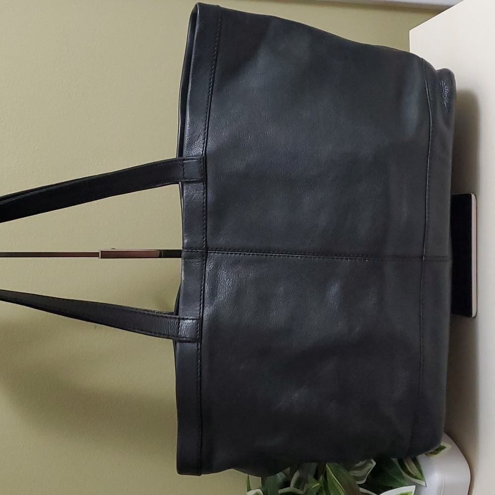 See By Chloé | Black Leather Shoulder Bag - Picture 6 of 12